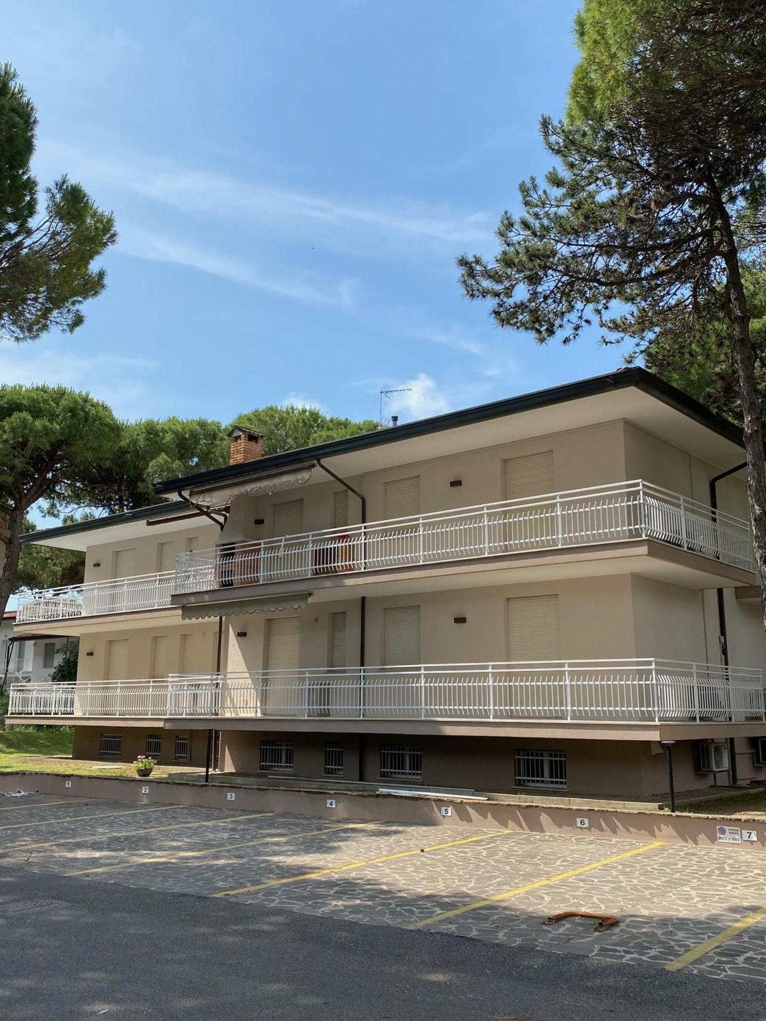 Appartamenti Fungo Lignano Sabbiadoro Exterior photo